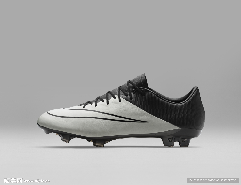 NIKE顶级足球鞋宣传广告
