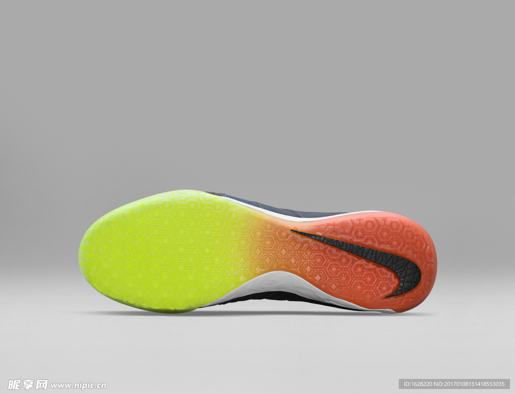NIKE顶级足球鞋宣传广告