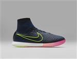 NIKE顶级足球鞋宣传广告