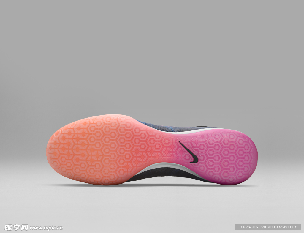 NIKE顶级足球鞋宣传广告