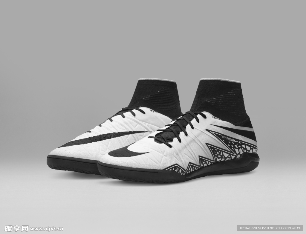 NIKE顶级足球鞋宣传广告