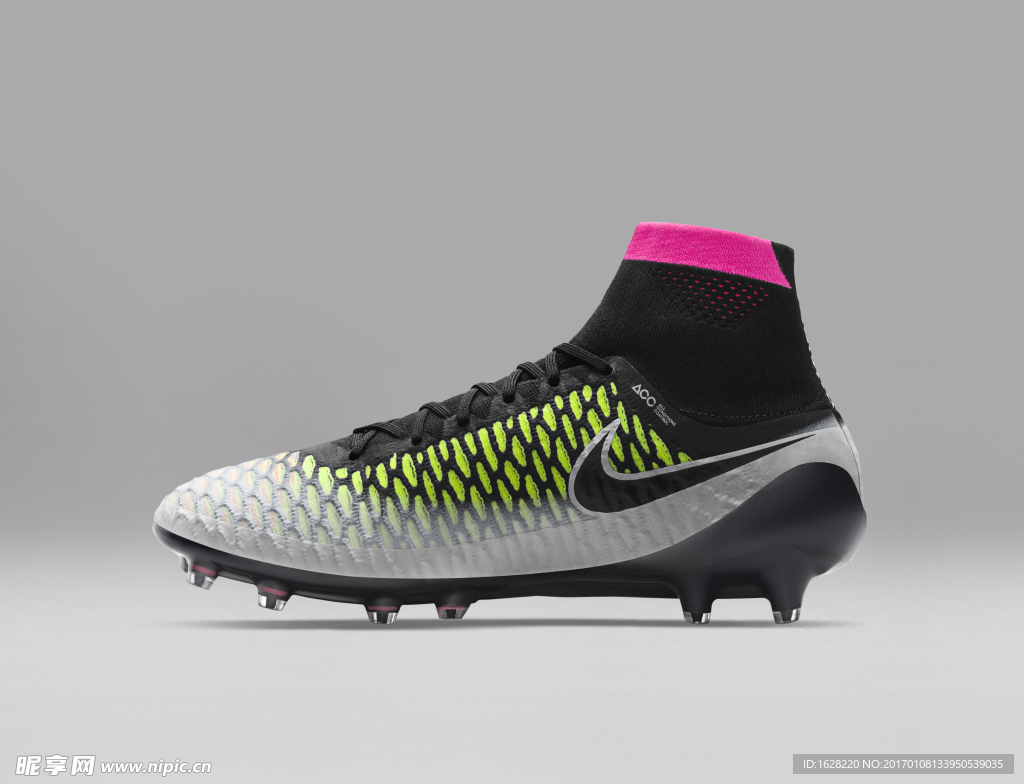 NIKE顶级足球鞋宣传广告
