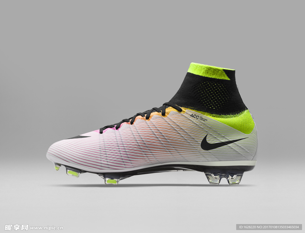 NIKE顶级足球鞋宣传广告
