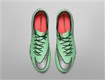 NIKE顶级足球鞋宣传广告