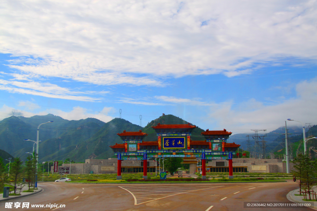 山西芦芽山 马侖草原