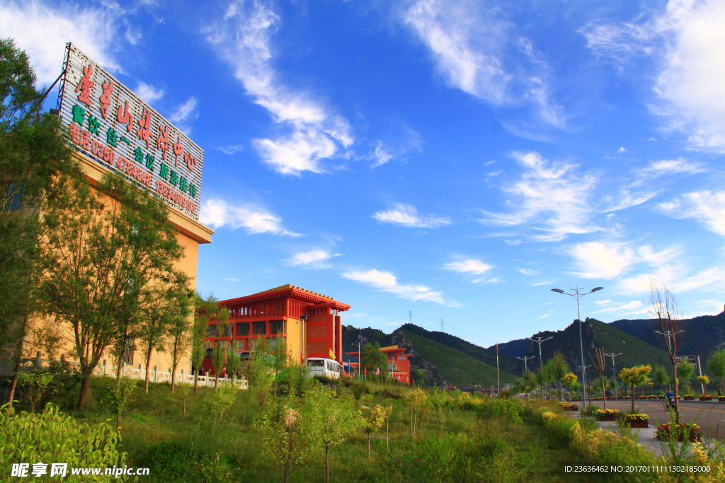 山西芦芽山 马侖草原