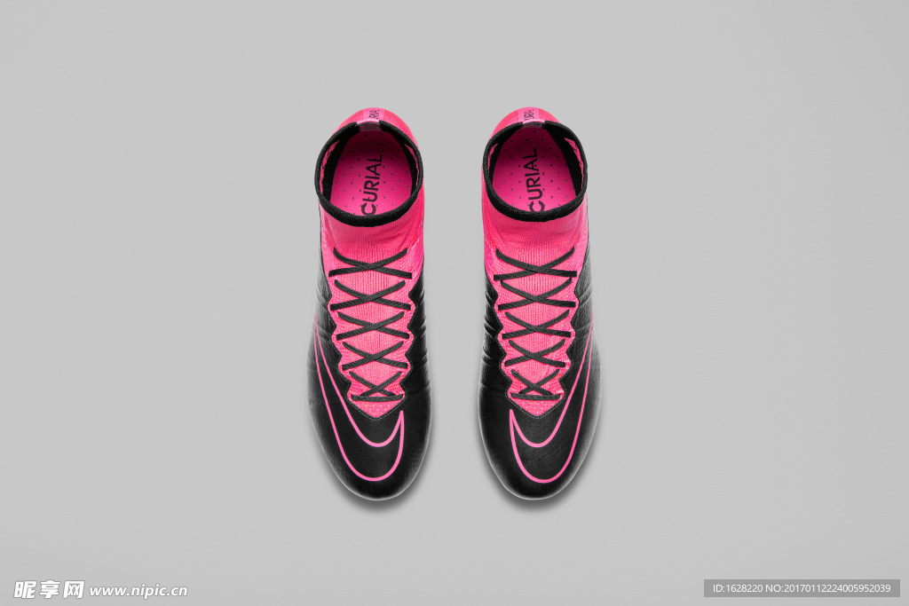 NIKE顶级足球鞋宣传广告