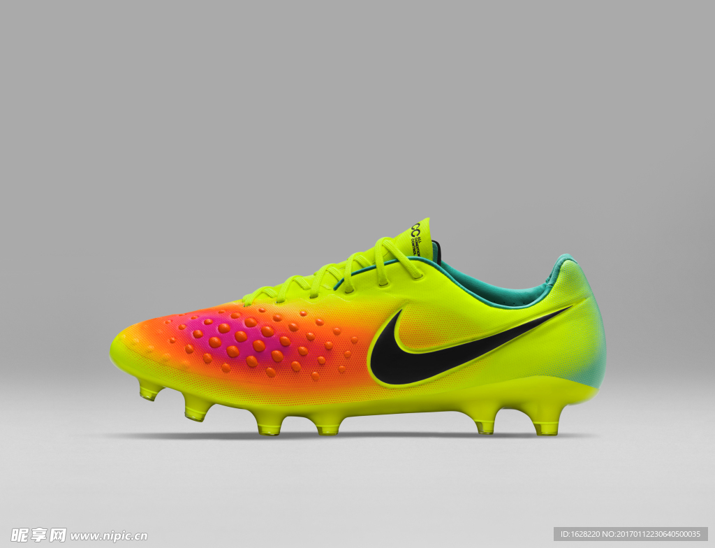 NIKE顶级足球鞋宣传广告