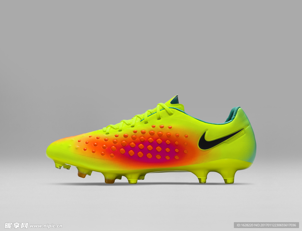 NIKE顶级足球鞋宣传广告