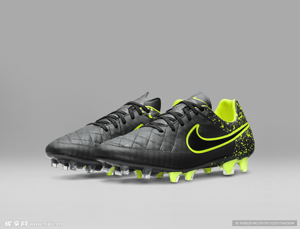 NIKE顶级足球鞋宣传广告