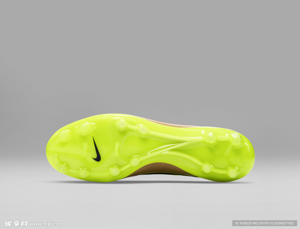NIKE顶级足球鞋宣传广告