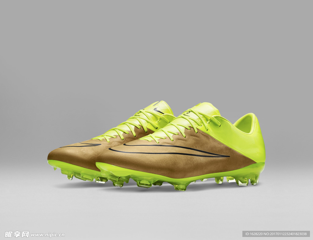NIKE顶级足球鞋宣传广告