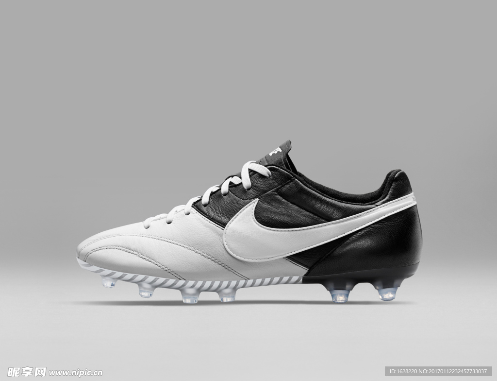NIKE顶级足球鞋宣传广告