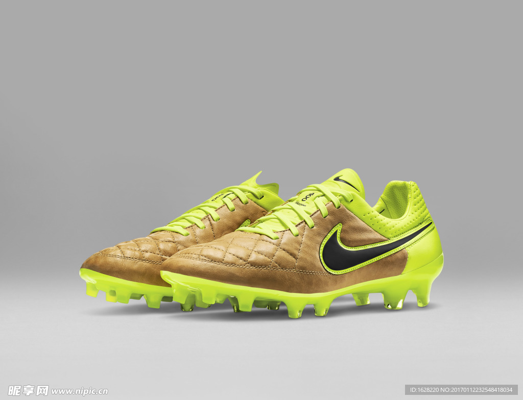 NIKE顶级足球鞋宣传广告