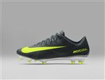 NIKE顶级足球鞋宣传广告