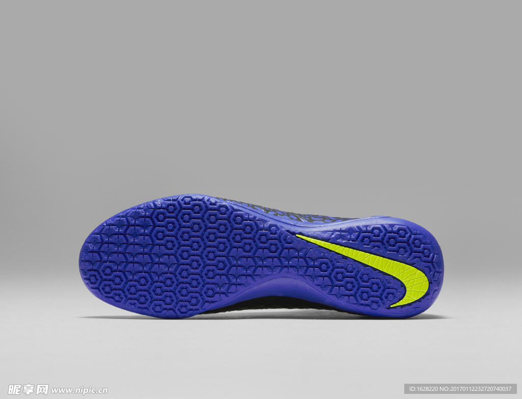 NIKE顶级足球鞋宣传广告