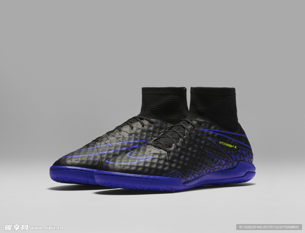 NIKE顶级足球鞋宣传广告