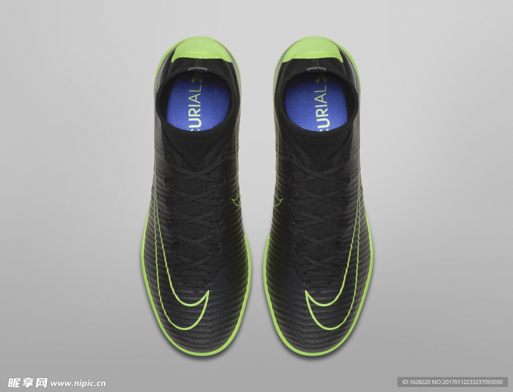 NIKE顶级足球鞋宣传广告