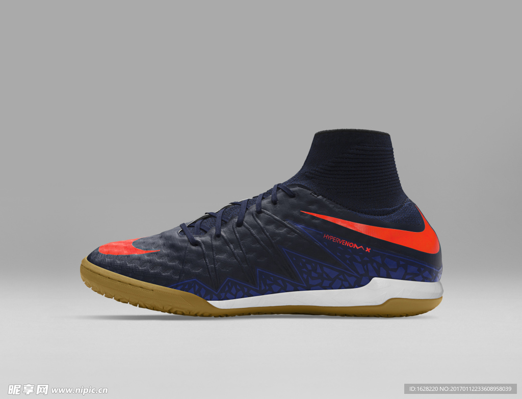 NIKE顶级足球鞋宣传广告