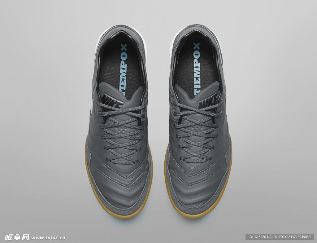 NIKE顶级足球鞋宣传广告