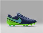 NIKE顶级足球鞋宣传广告