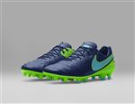 NIKE顶级足球鞋宣传广告