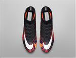 NIKE顶级足球鞋宣传广告