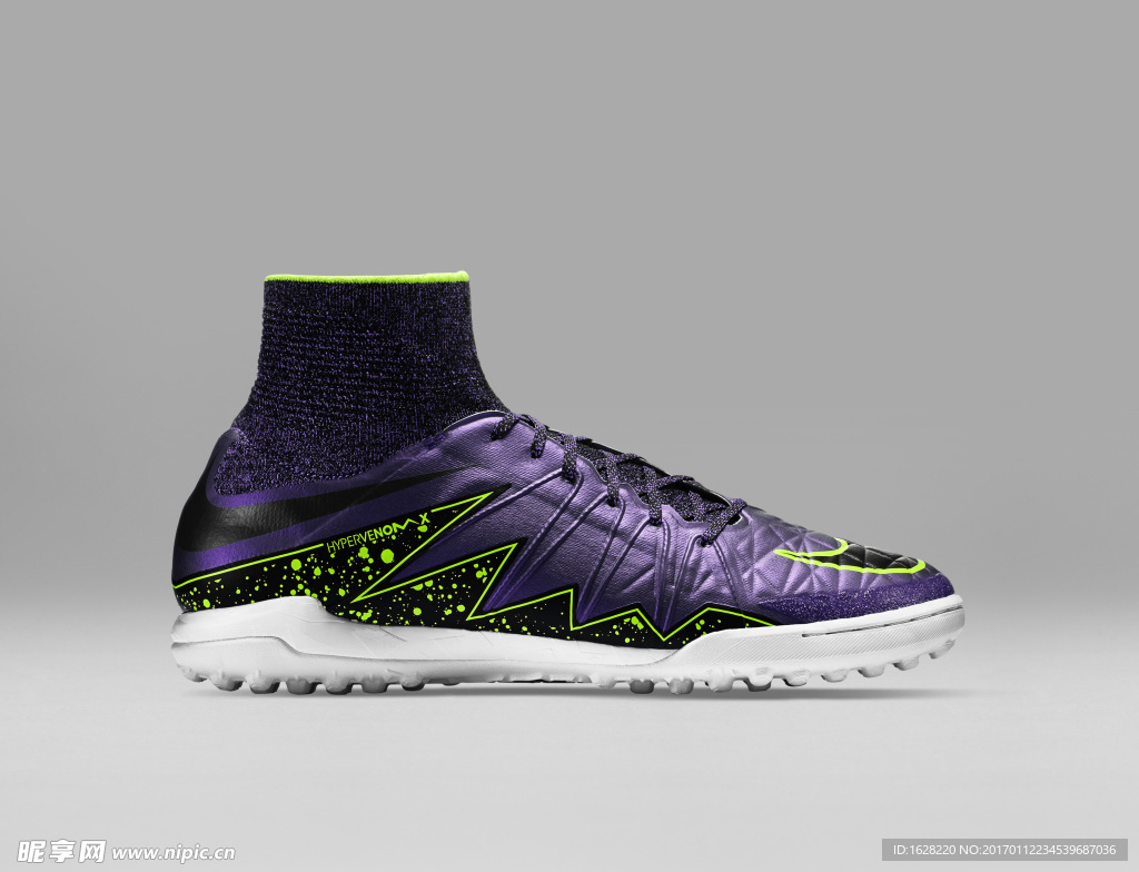 NIKE顶级足球鞋宣传广告
