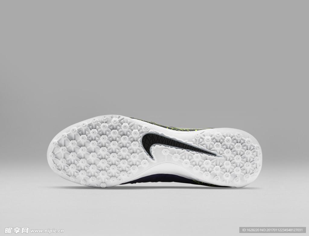 NIKE顶级足球鞋宣传广告