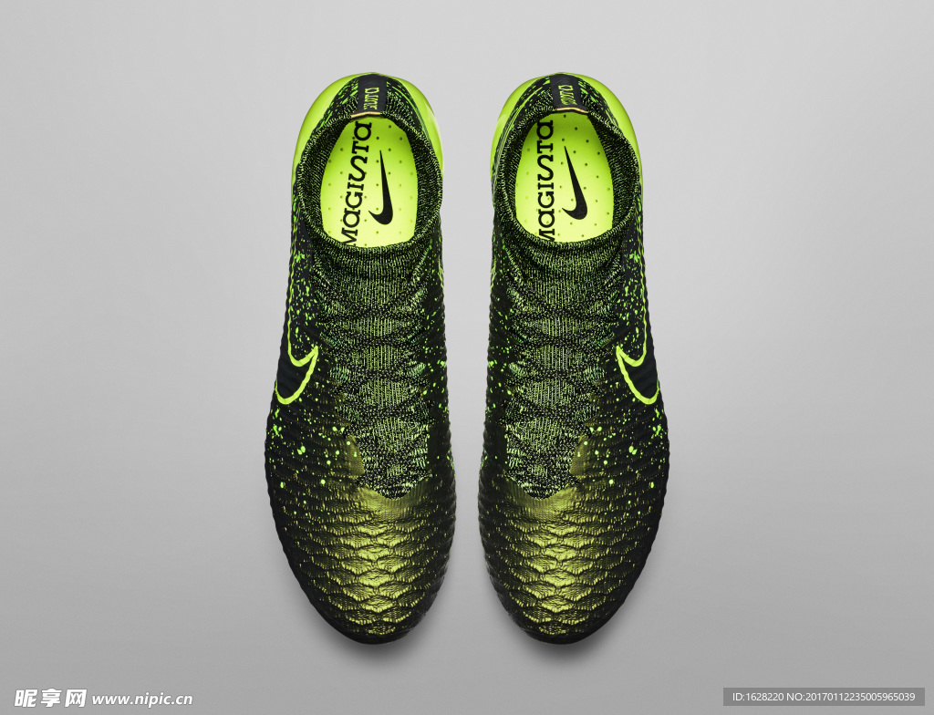 NIKE顶级足球鞋宣传广告