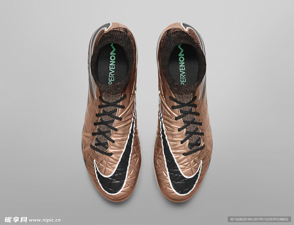 NIKE顶级足球鞋宣传广告