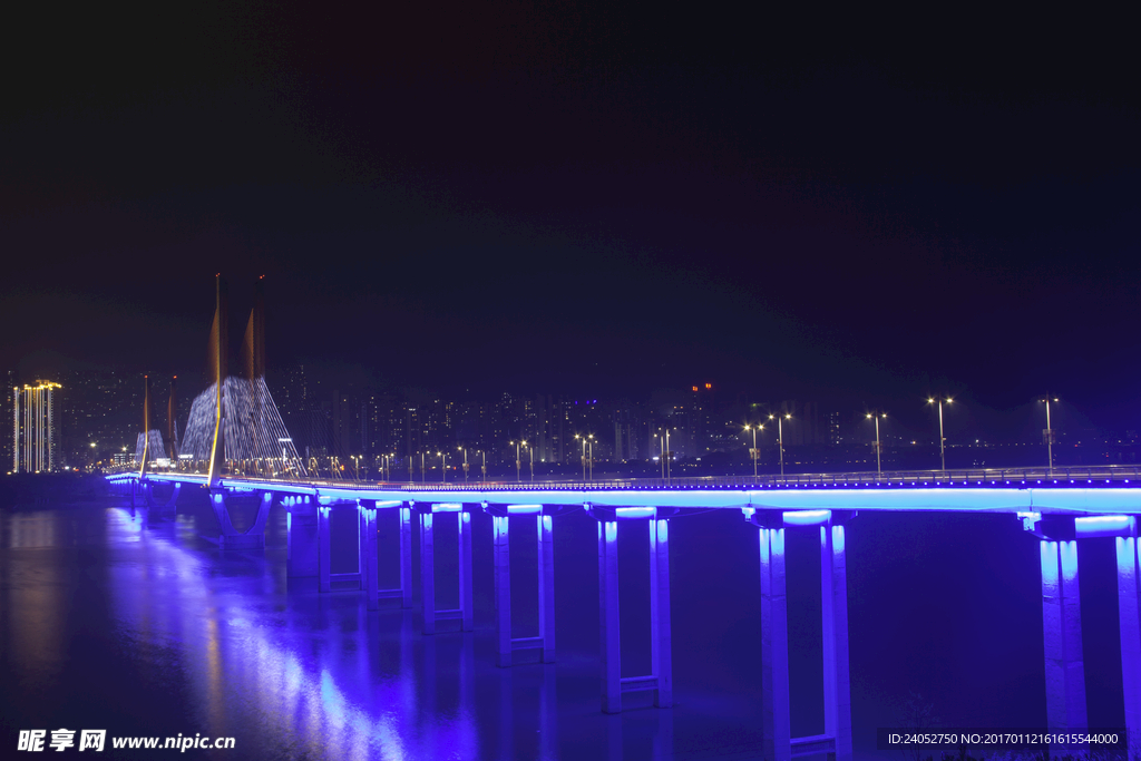长江大桥城市夜色