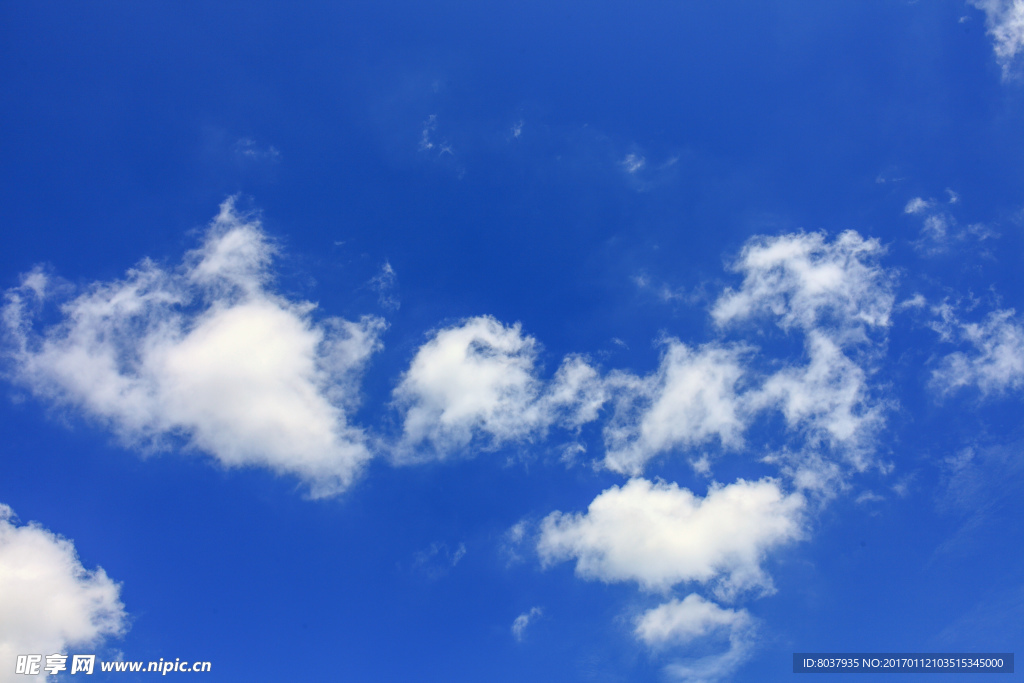 蓝天白云