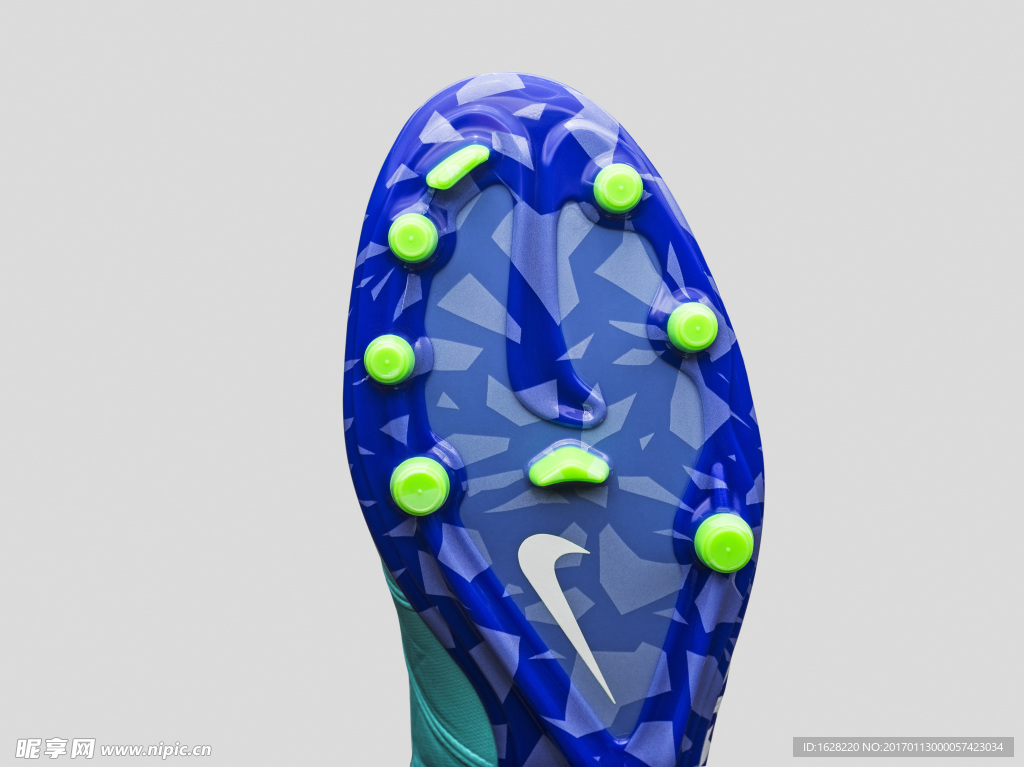 NIKE顶级足球鞋宣传广告