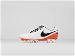 NIKE顶级足球鞋宣传广告