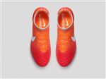 NIKE顶级足球鞋宣传广告