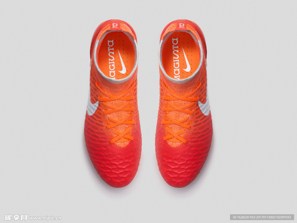 NIKE顶级足球鞋宣传广告