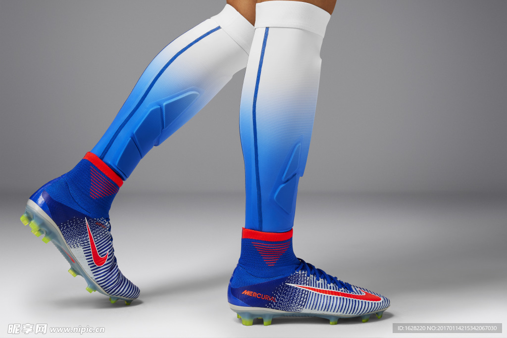 NIKE顶级足球鞋宣传广告