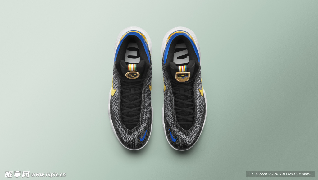 NIKE休闲运动鞋宣传广告