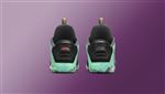 NIKE休闲运动鞋宣传广告