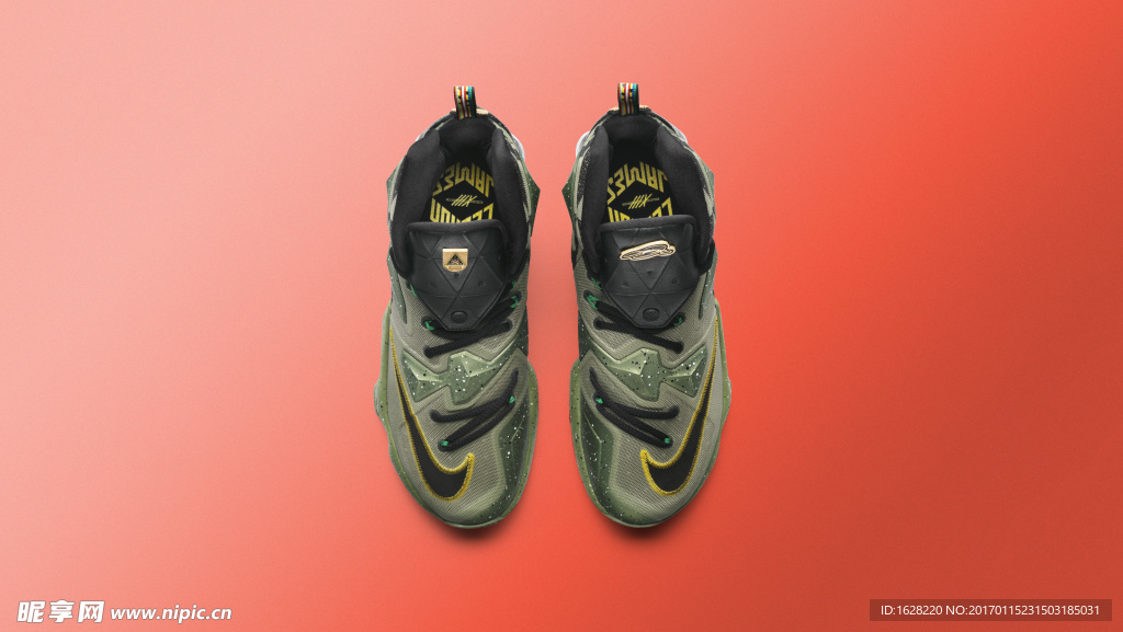 NIKE休闲运动鞋宣传广告