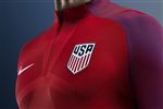 NIKE国家队足球队服宣传广告