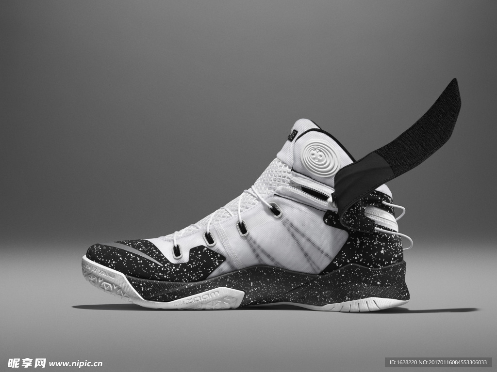 NIKE休闲运动鞋宣传广告