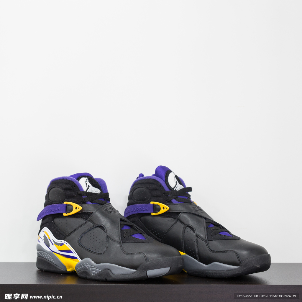 NIKE休闲运动鞋宣传广告