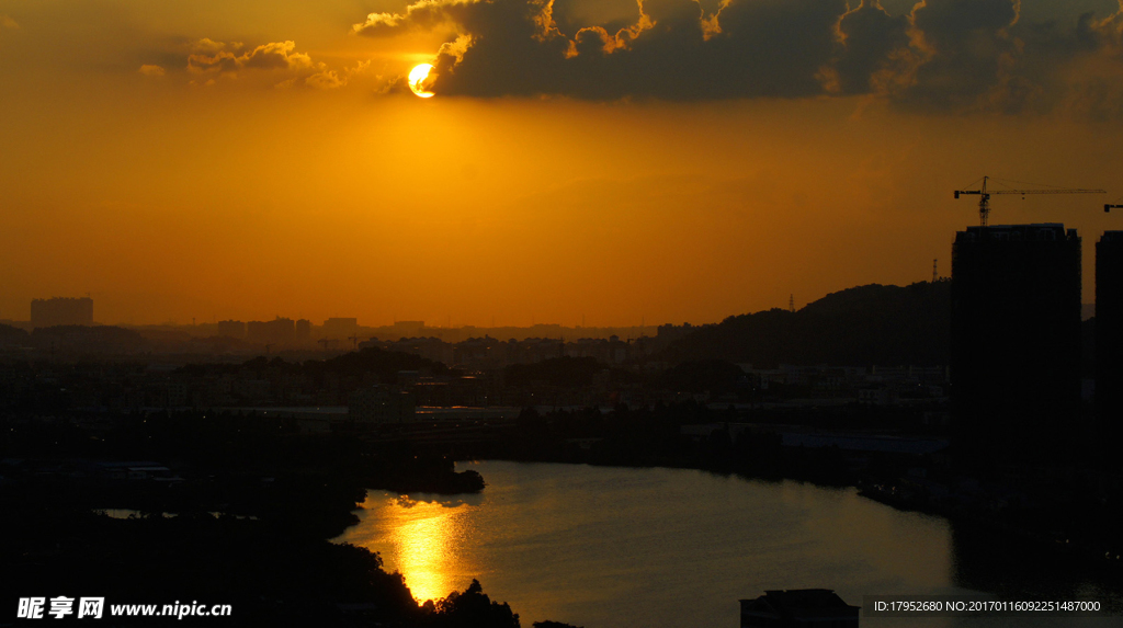 夕阳