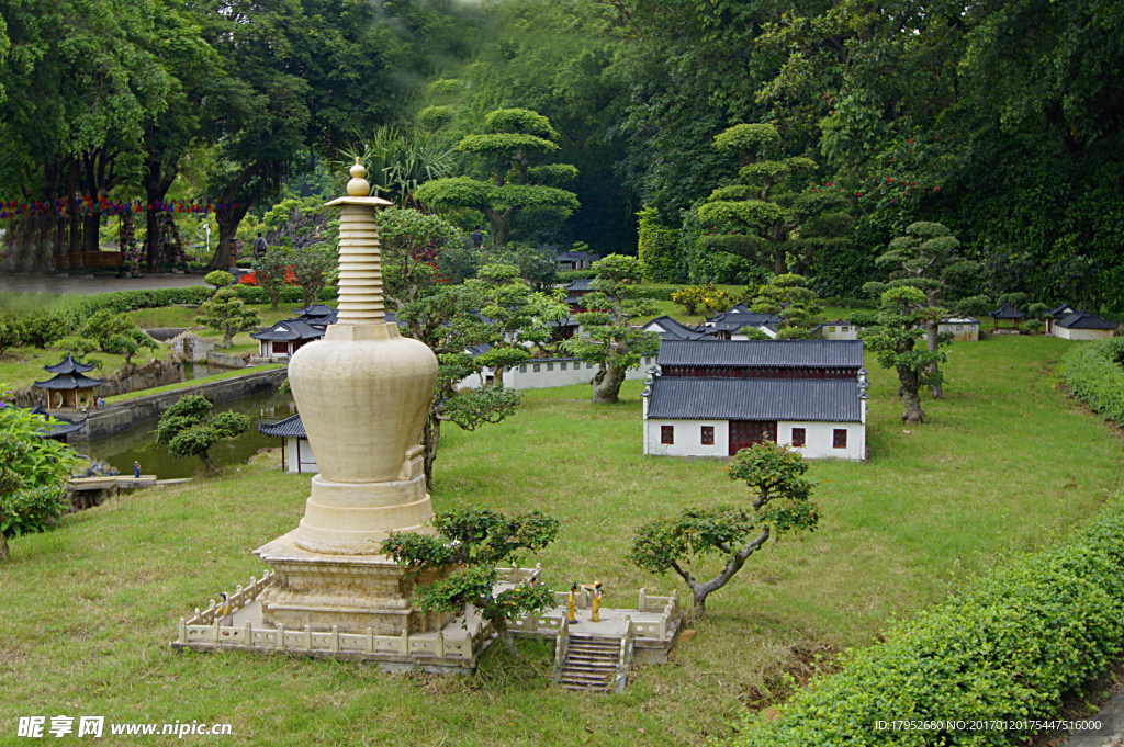 廋西湖塔