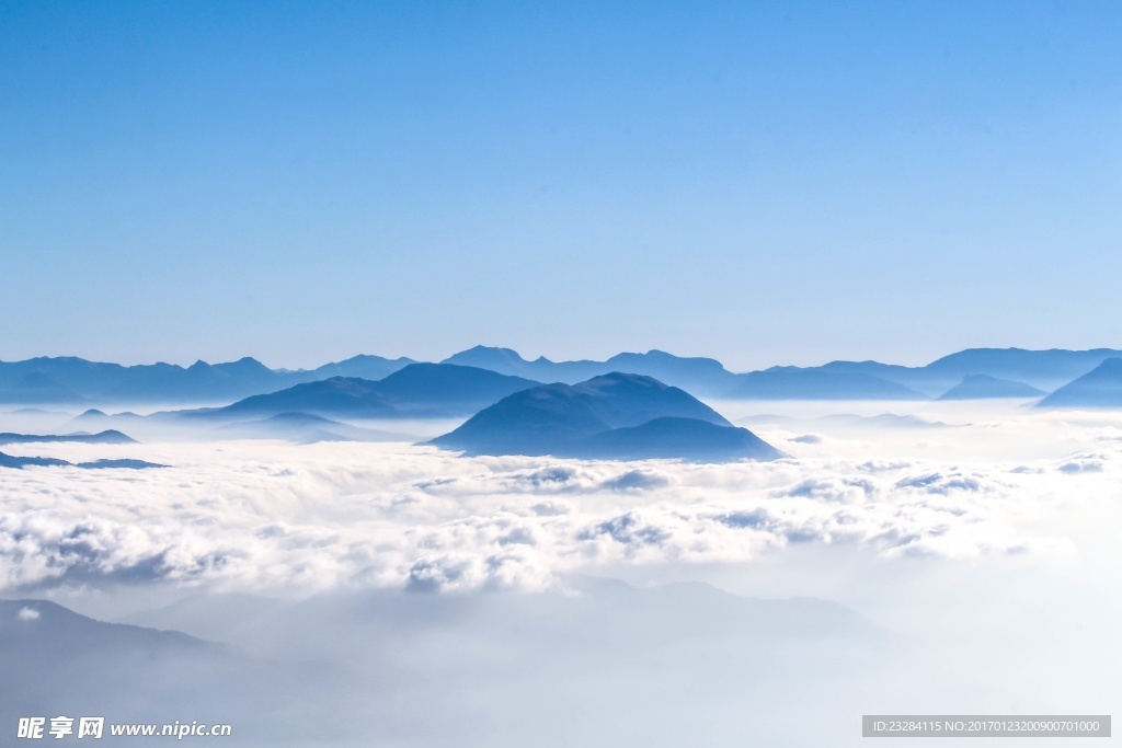 云海群山