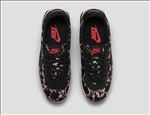 NIKE休闲运动鞋宣传广告