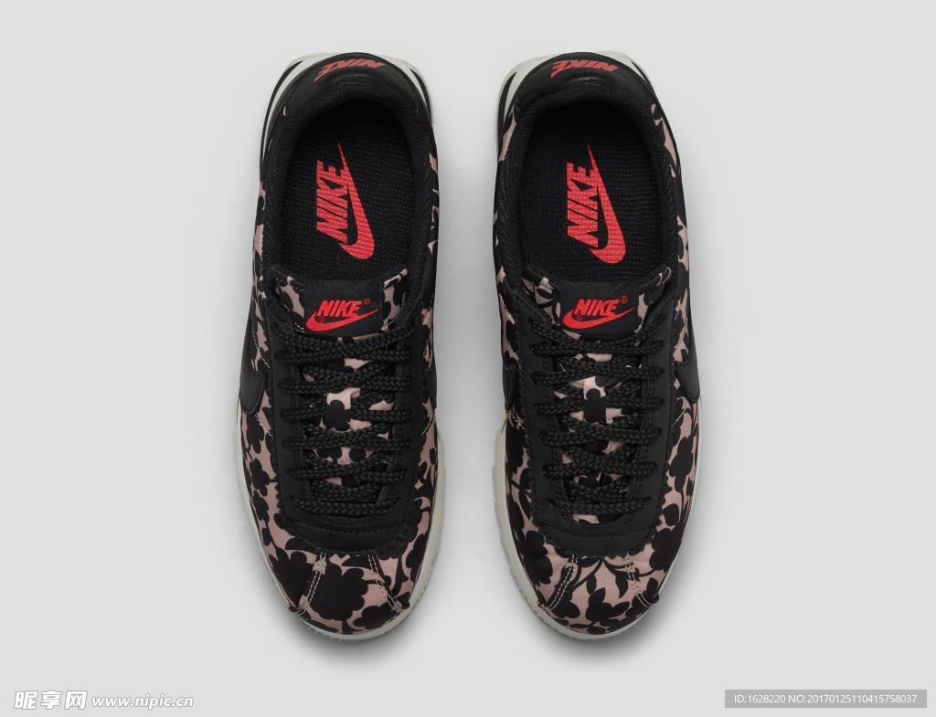 NIKE休闲运动鞋宣传广告