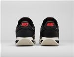 NIKE休闲运动鞋宣传广告